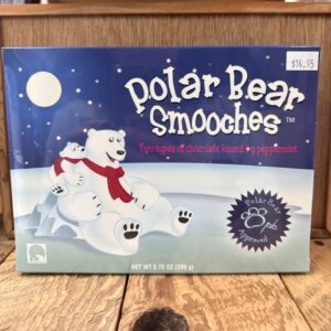 Polar Bear Smooches